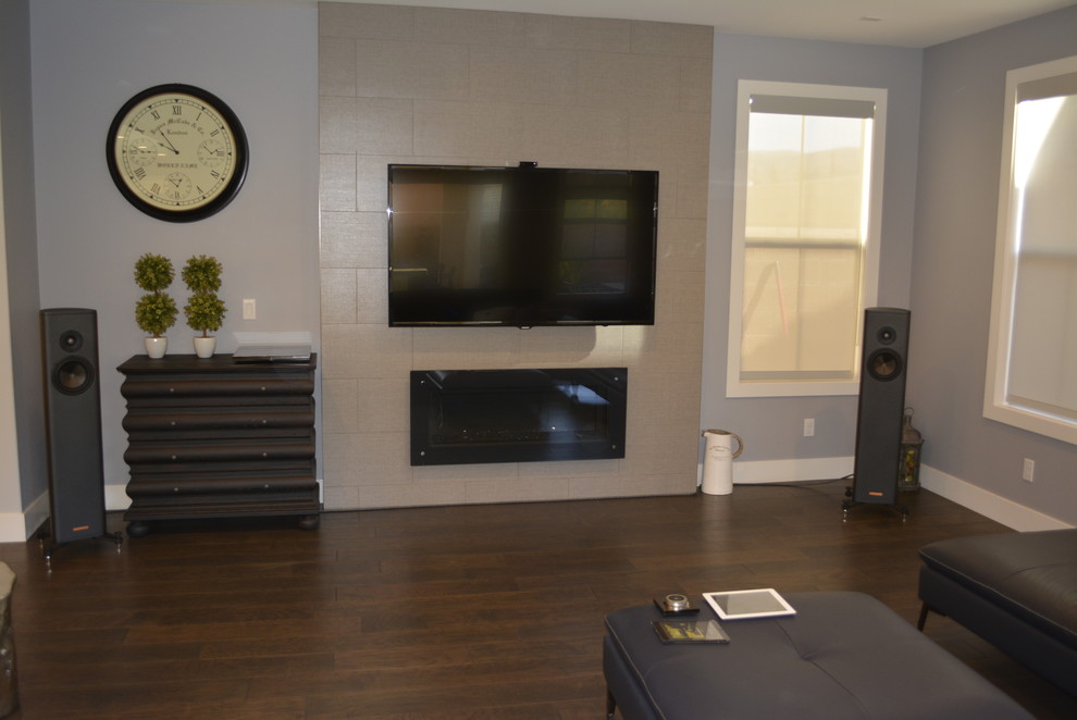 Example of a minimalist home design design in Orange County