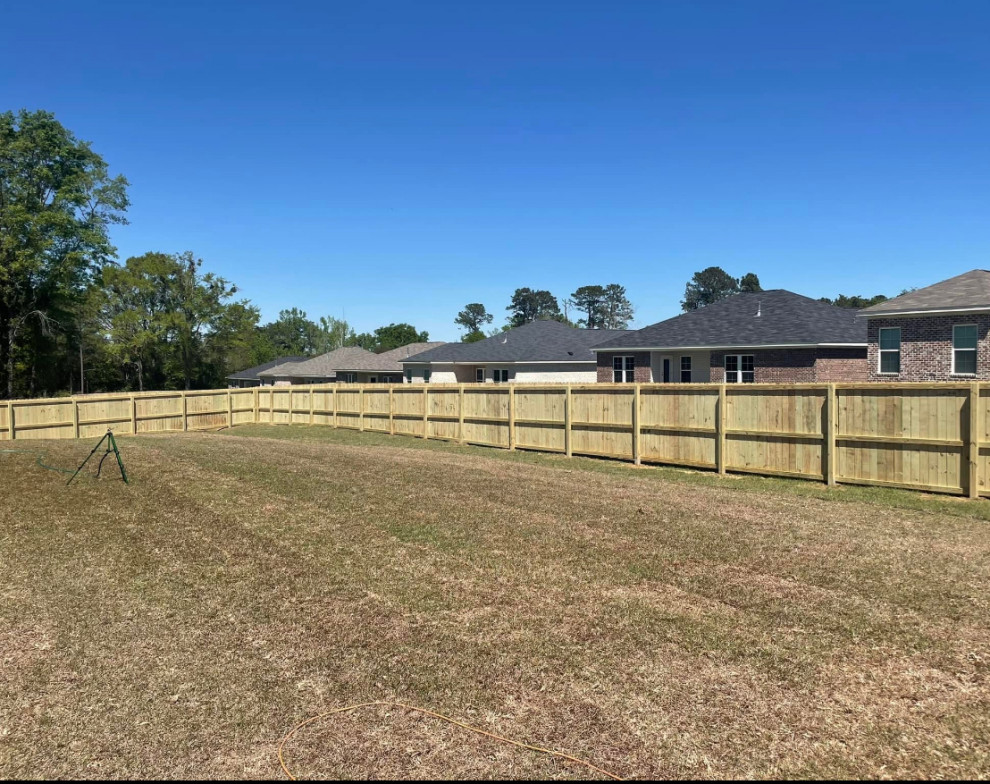 Hidden Lake Privacy Fence
