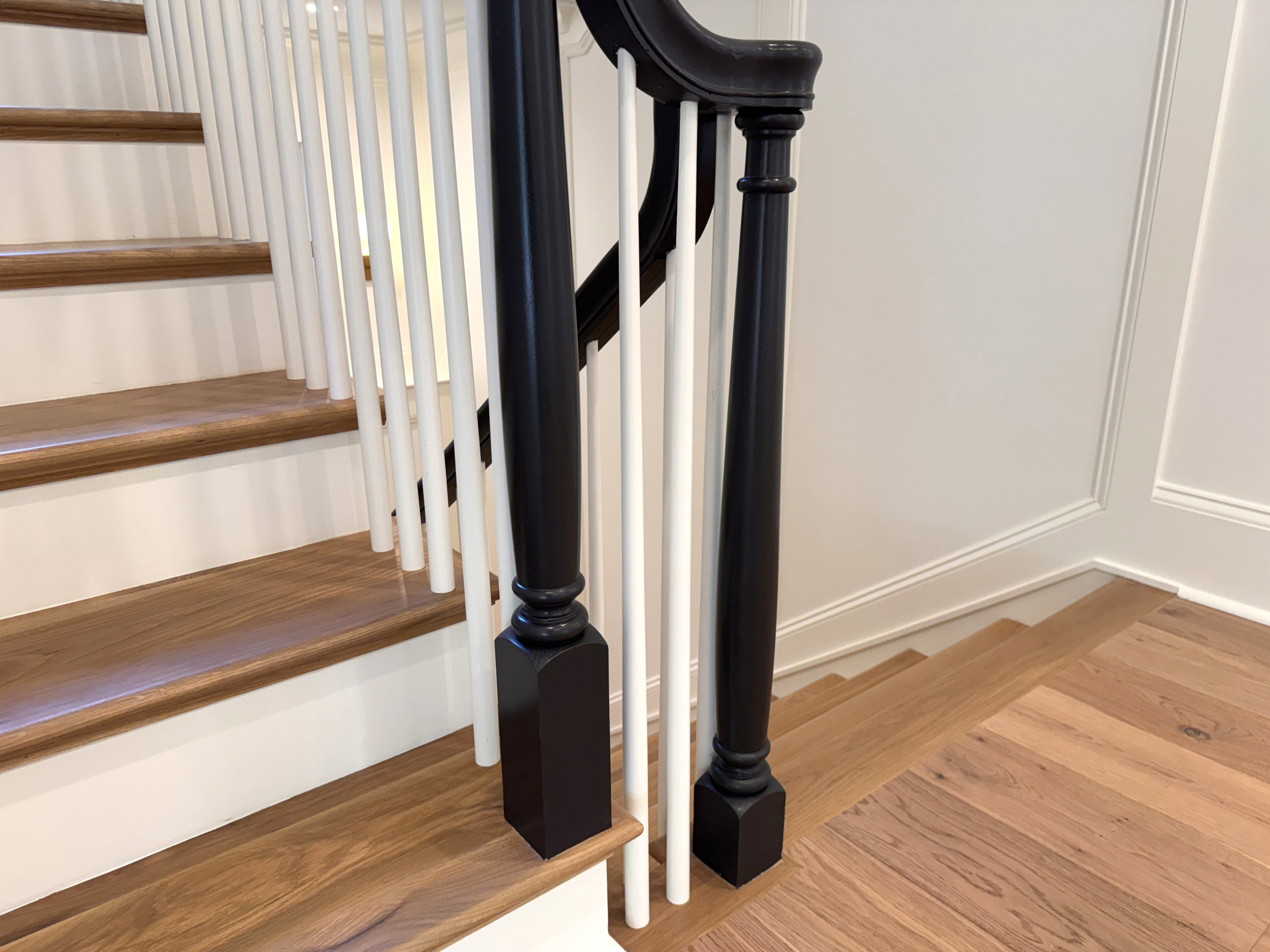 Project #160 | Traditional Box Stair with Gooseneck Handrail