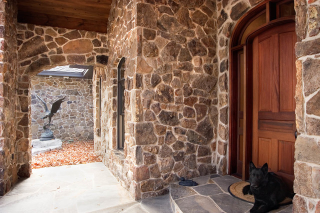 Custom Luxury Exteriors classique-entree