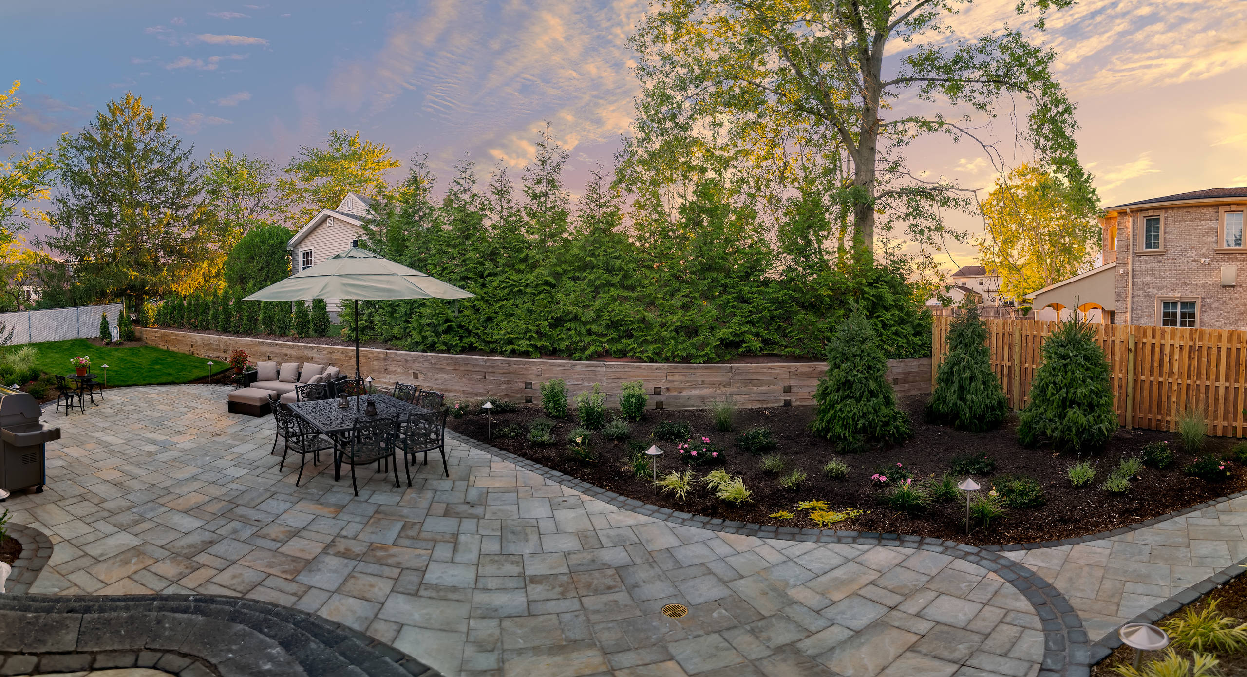 Backy patio and lighting