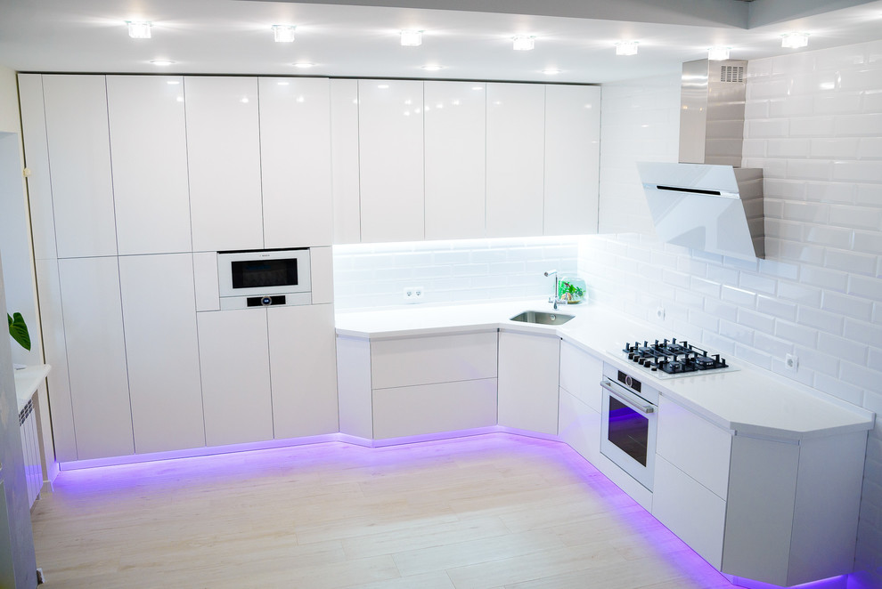 Кухня в современном стиле