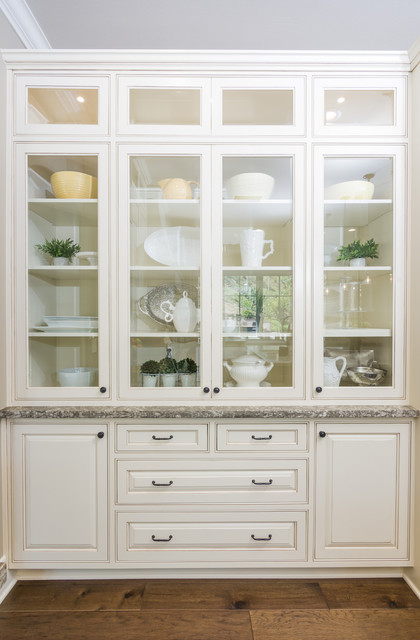 Westridge, Ca. american-traditional-dining-room