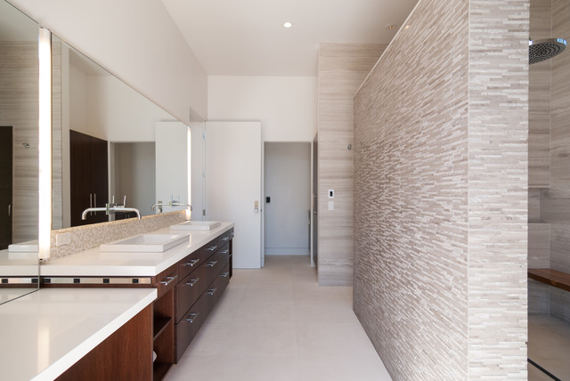3 Steps Residence contemporary-bathroom