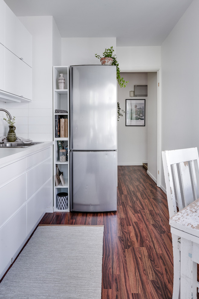 Inspiration för ett skandinaviskt kök