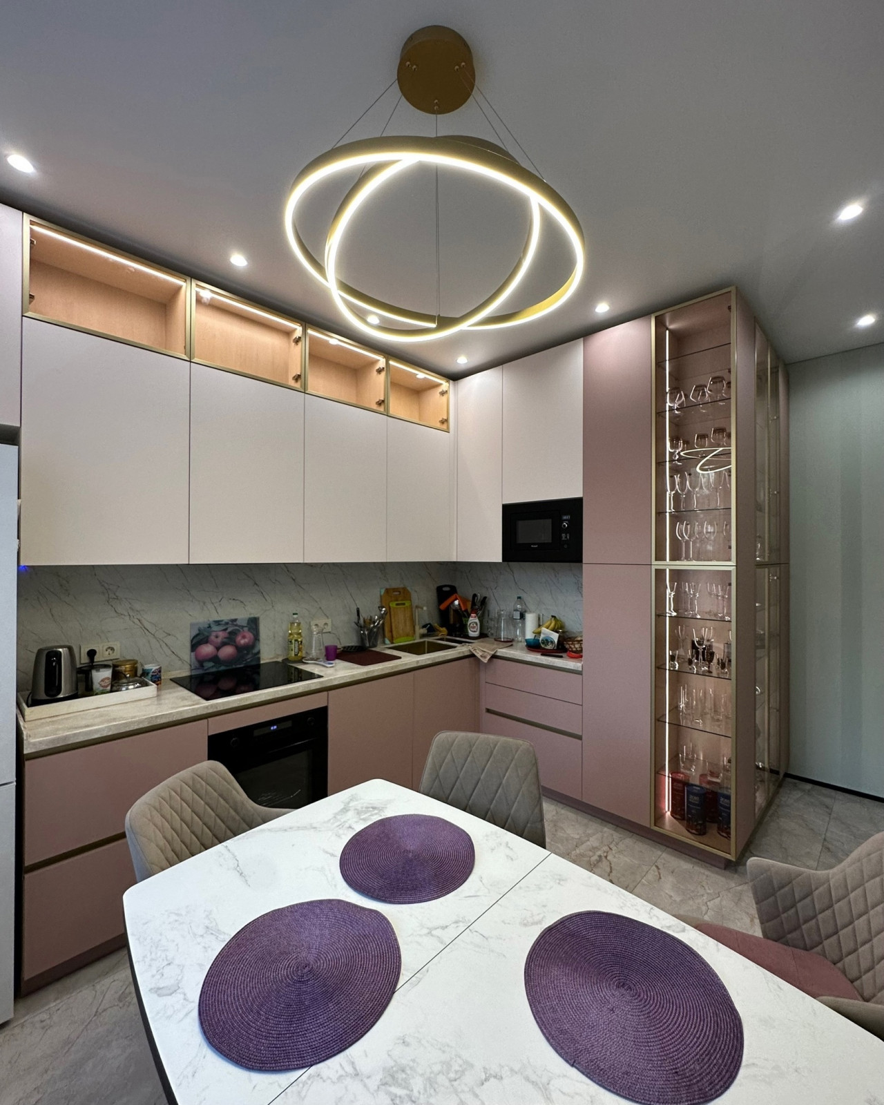 г. Москва, ул. Академика Анохина