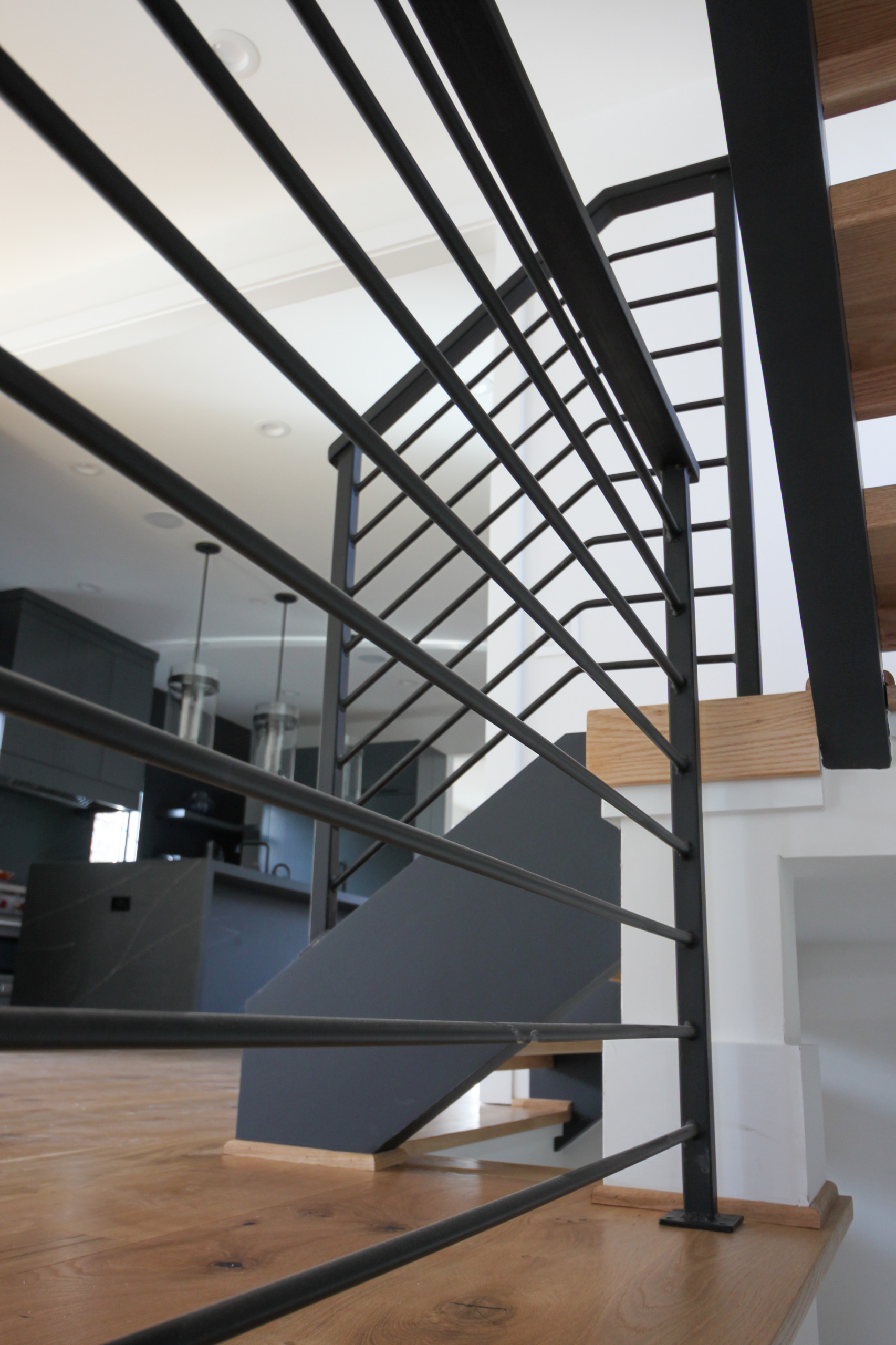 85_Sleek Three-Quarter Turn Multilevel-Staircase, McLean VA 22101