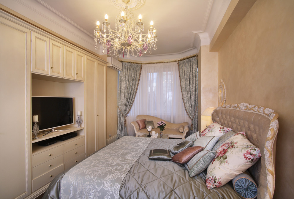 Элегантная классика (3-х комн. квартира в сталинке)