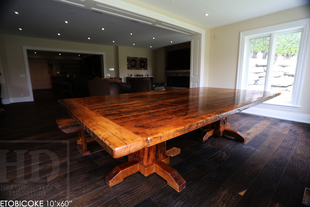 Dining room - rustic dining room idea in Toronto