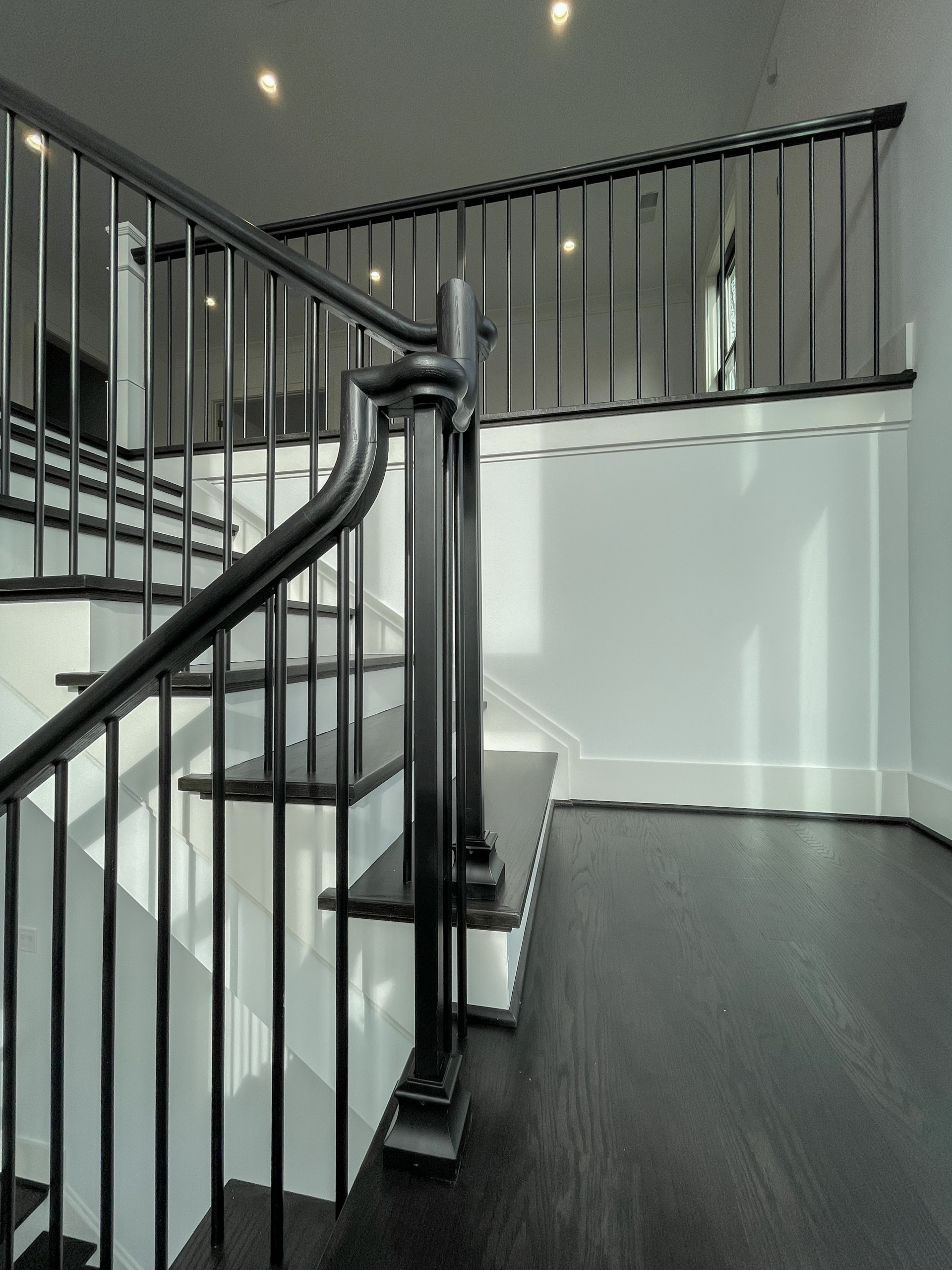90_Classic Staircase with a Contemporary Twist, McLean VA 22101