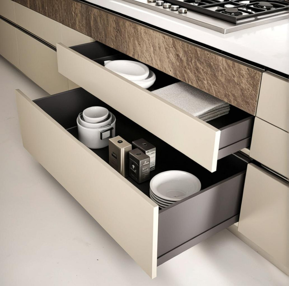 Cucine su misura di design, laccate, moderne, lineari e in legno