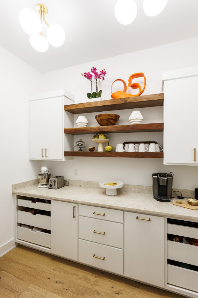 Inspiration for a transitional kitchen remodel in Austin