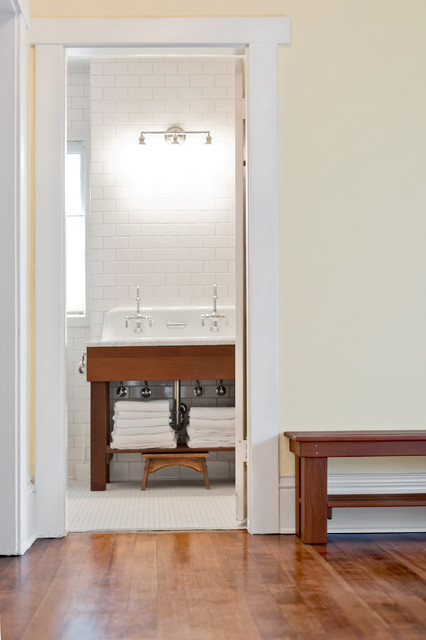 Wallingford landhausstil-badezimmer