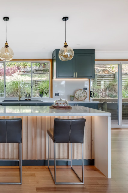 Bayview Kitchen nyklassisk-koekken