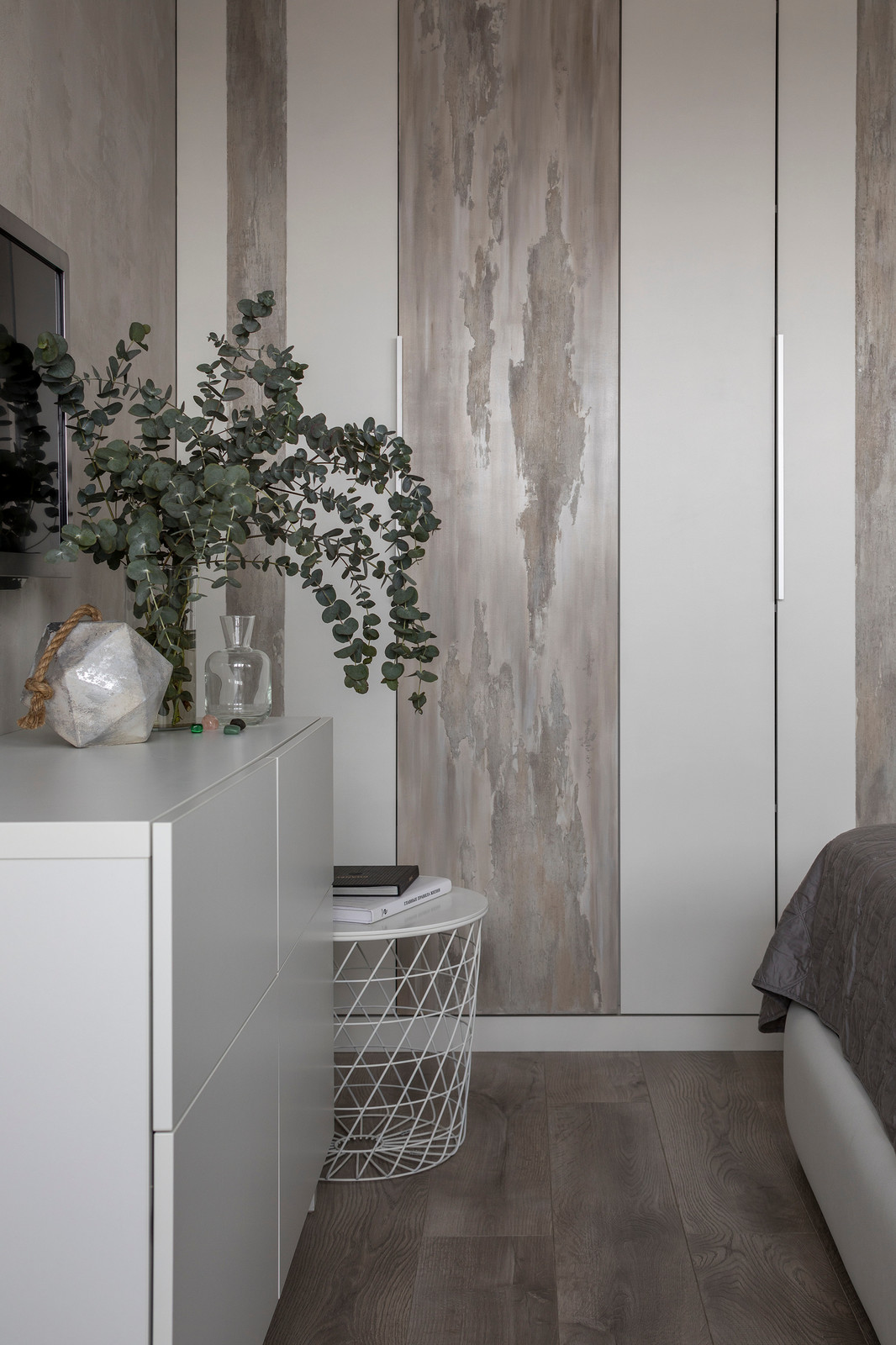 Монохромная квартира для предпринимателя