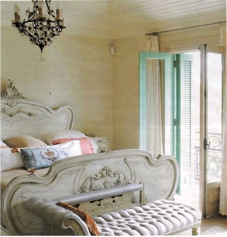 Inspiration for an eclectic bedroom.