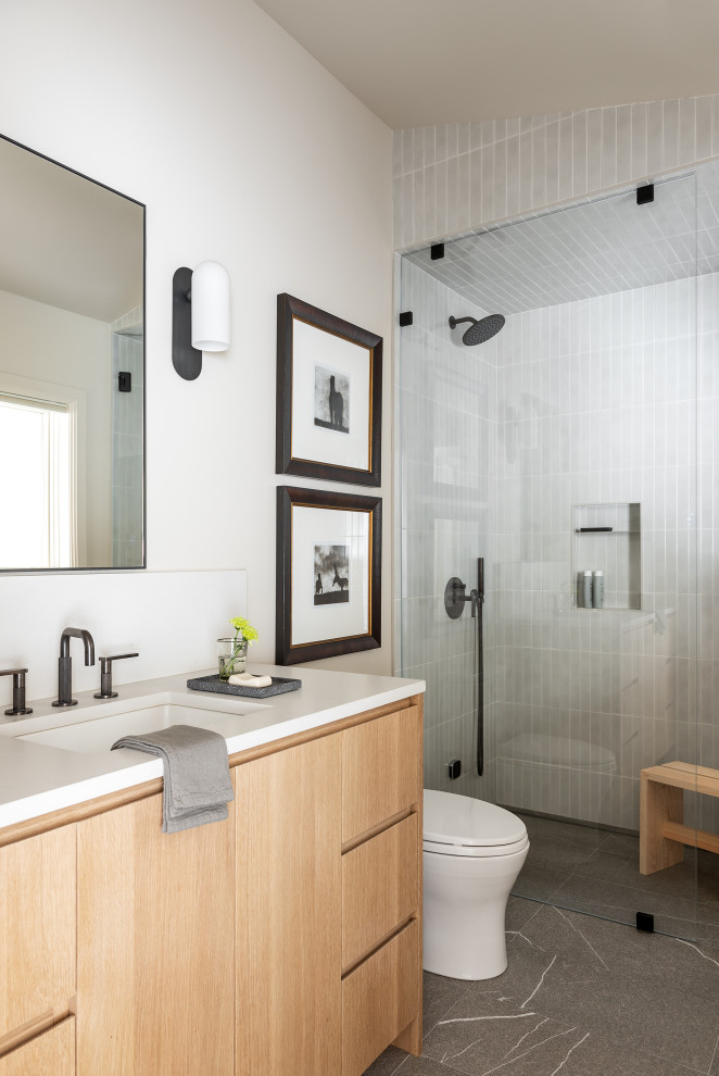 Bathroom - contemporary bathroom idea in Other