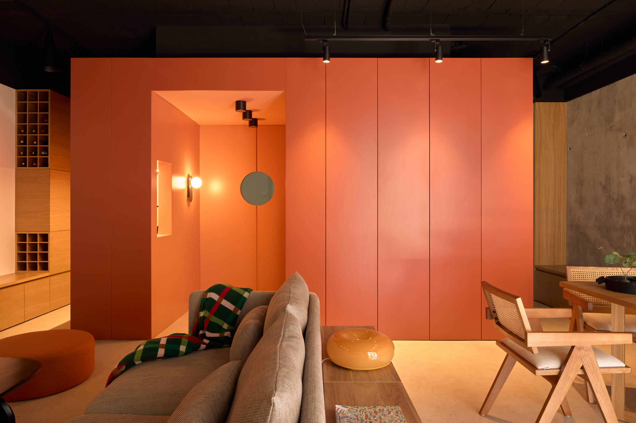 Homothecy - Acceso a Zona Común