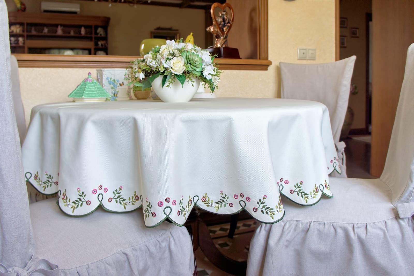 Кухня в загородном доме