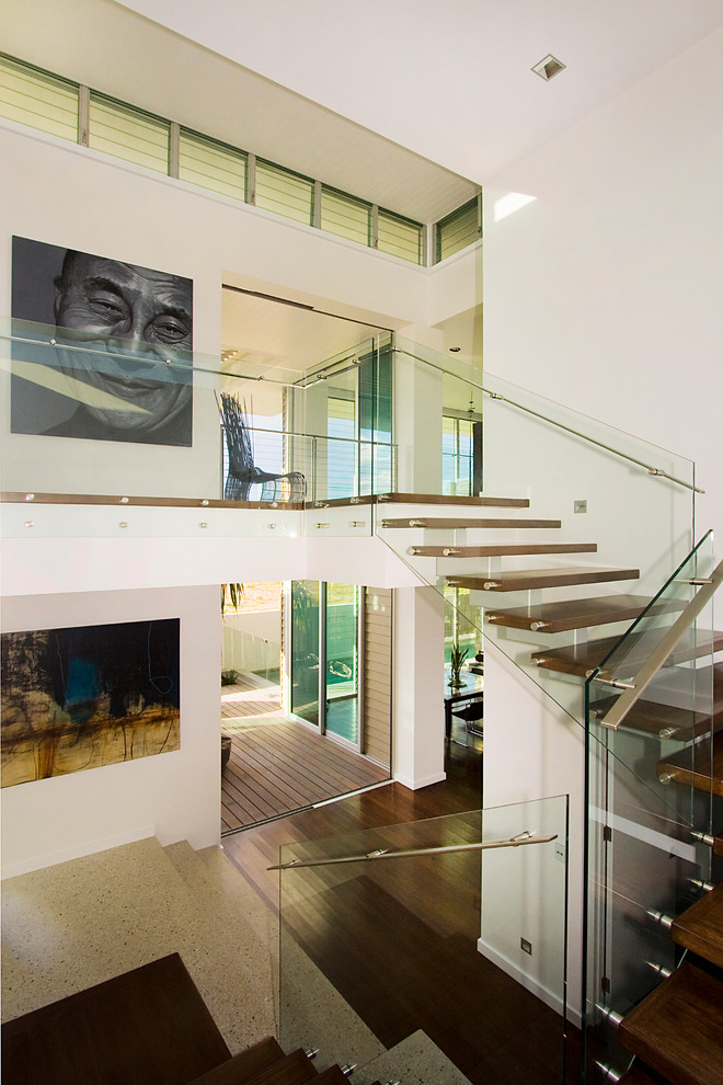 Design ideas for a contemporary staircase in Gold Coast - Tweed.