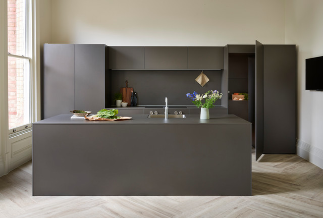 Bold elegance kitchen