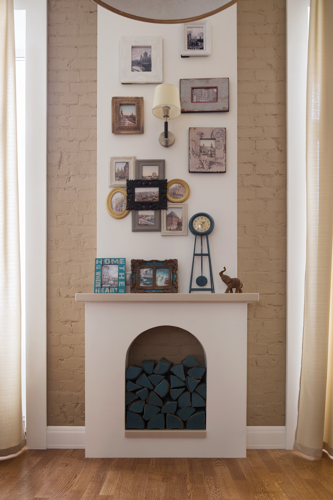 Декоративный камин