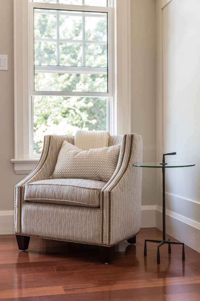 Home design - transitional home design idea in Toronto