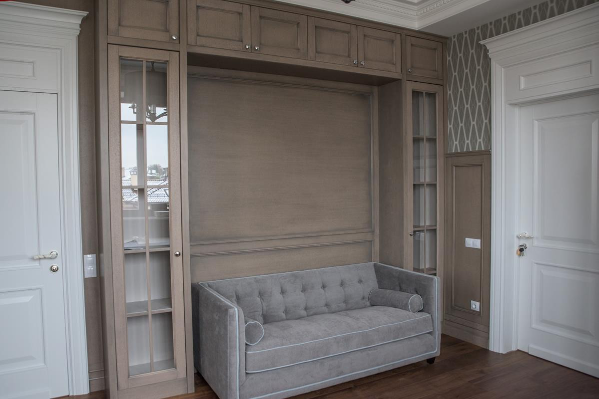 Столярные изделия в коттедж : лестницы, мебель, двери и тд.