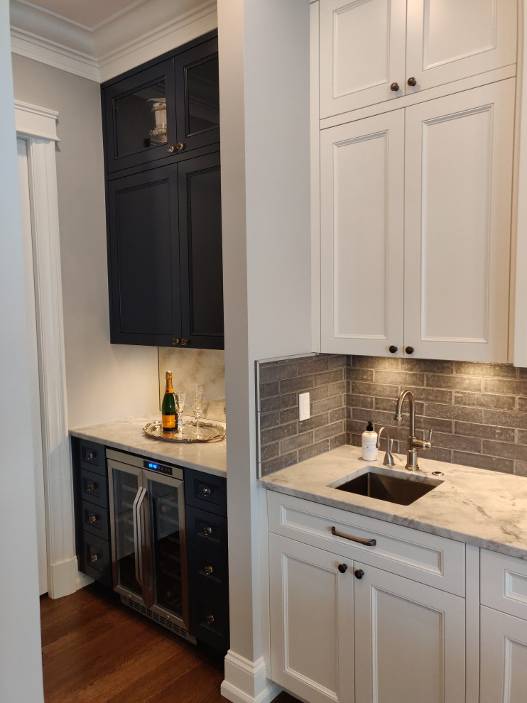 Transitional home design photo in Seattle