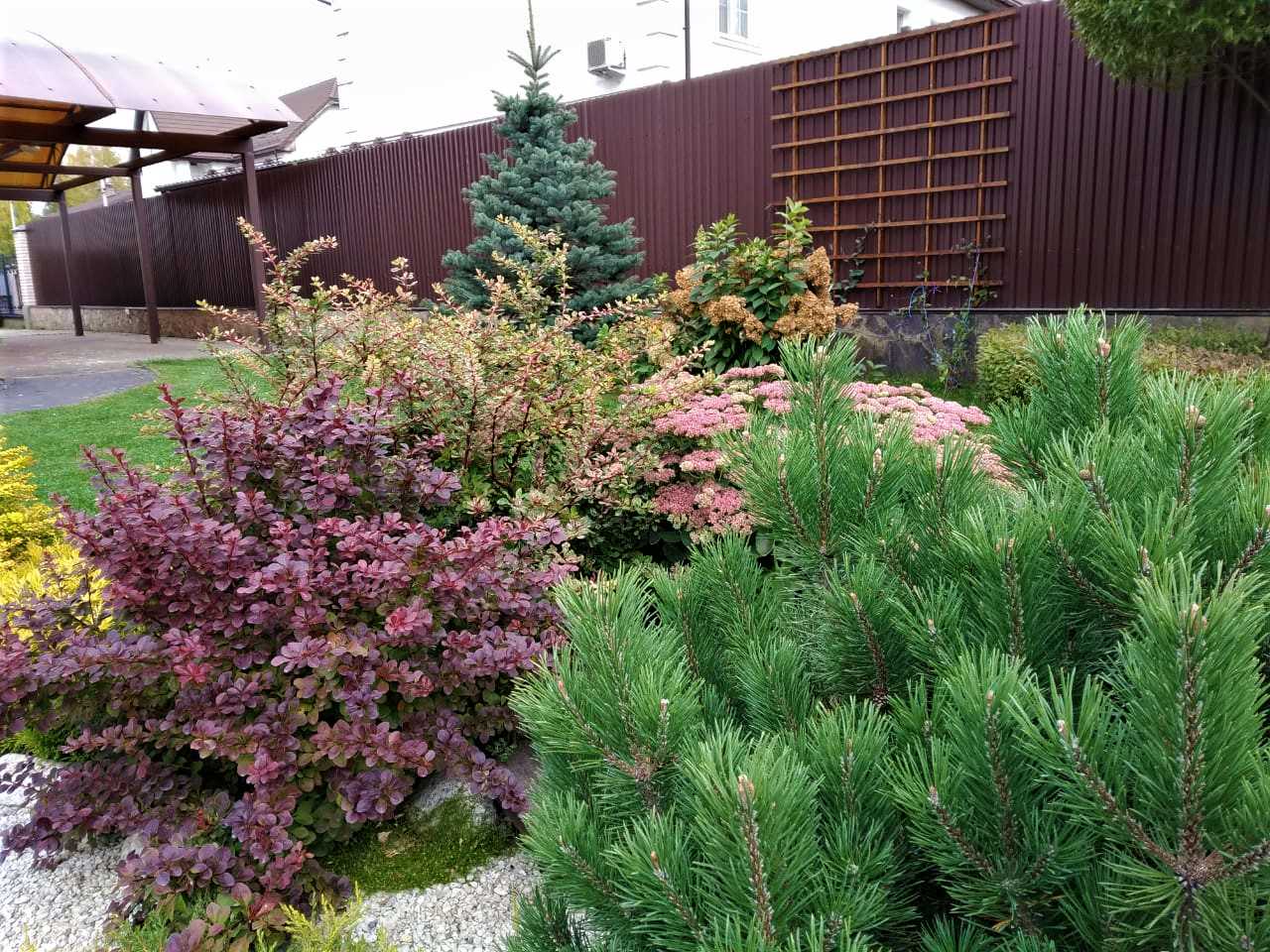 Внутренний дворик таунхауса