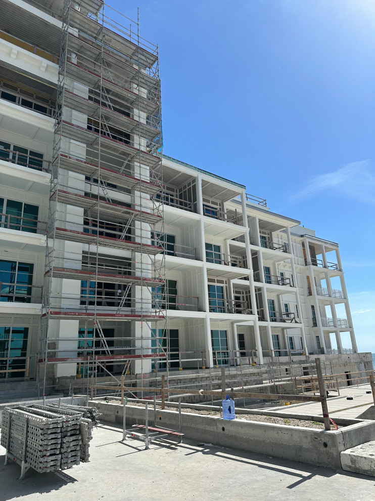 NF301 - Naples Beach Club