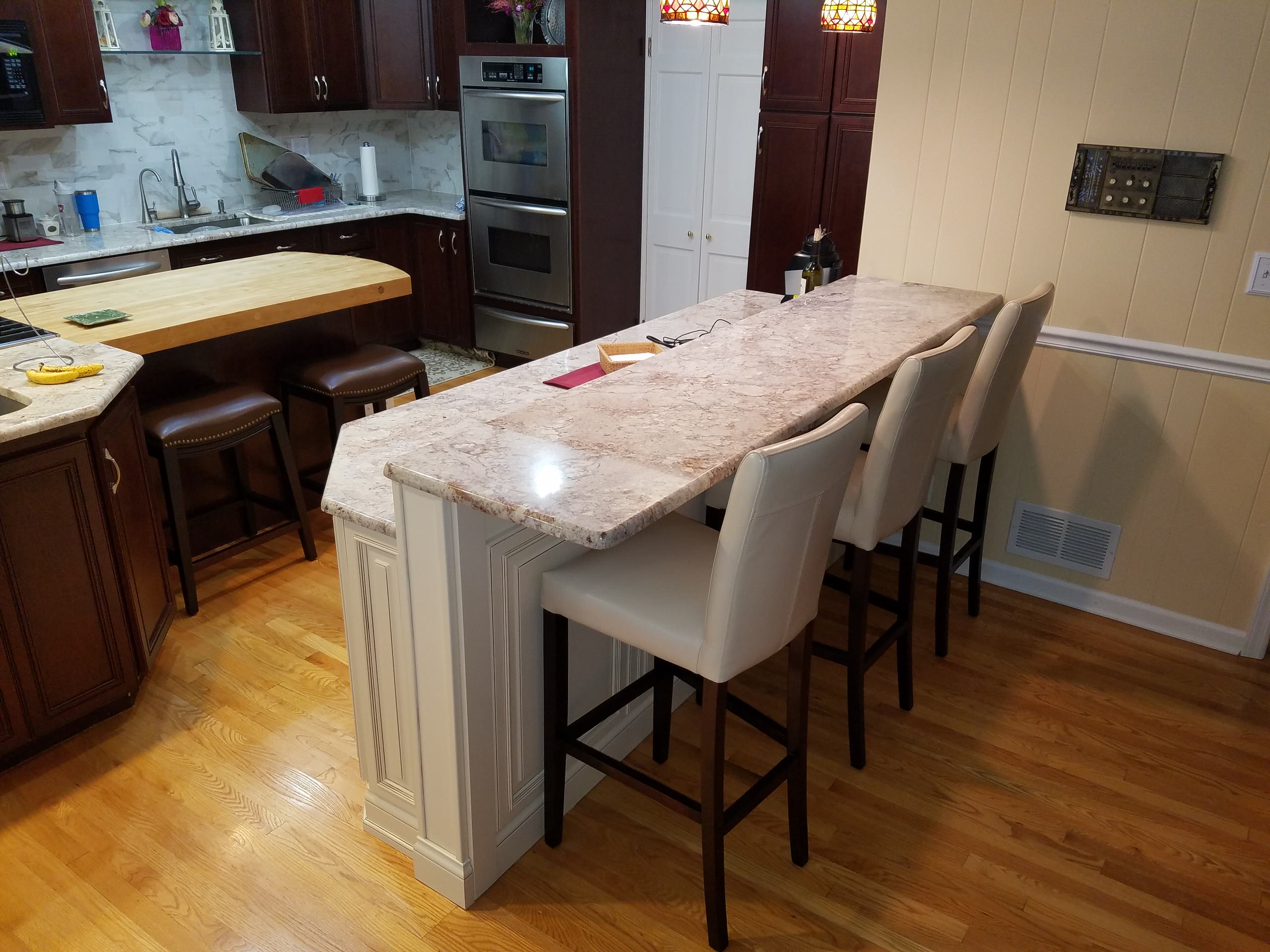 Kitchen Remodel on Sunrise Drive in Hold