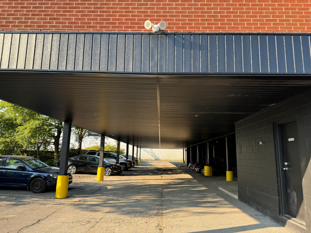 Albro Lake Apartments
