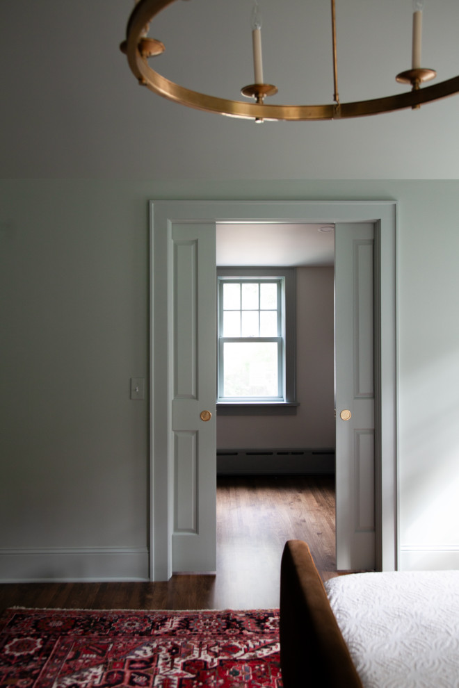 Transitional home design photo in Minneapolis