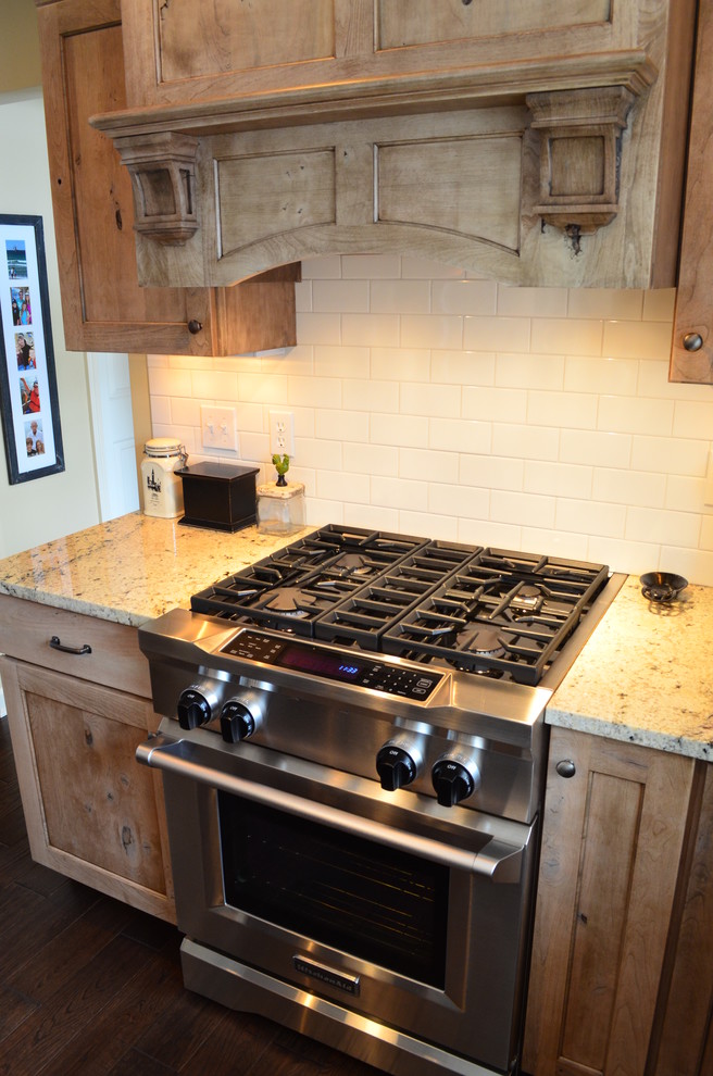 Kitchen - rustic kitchen idea