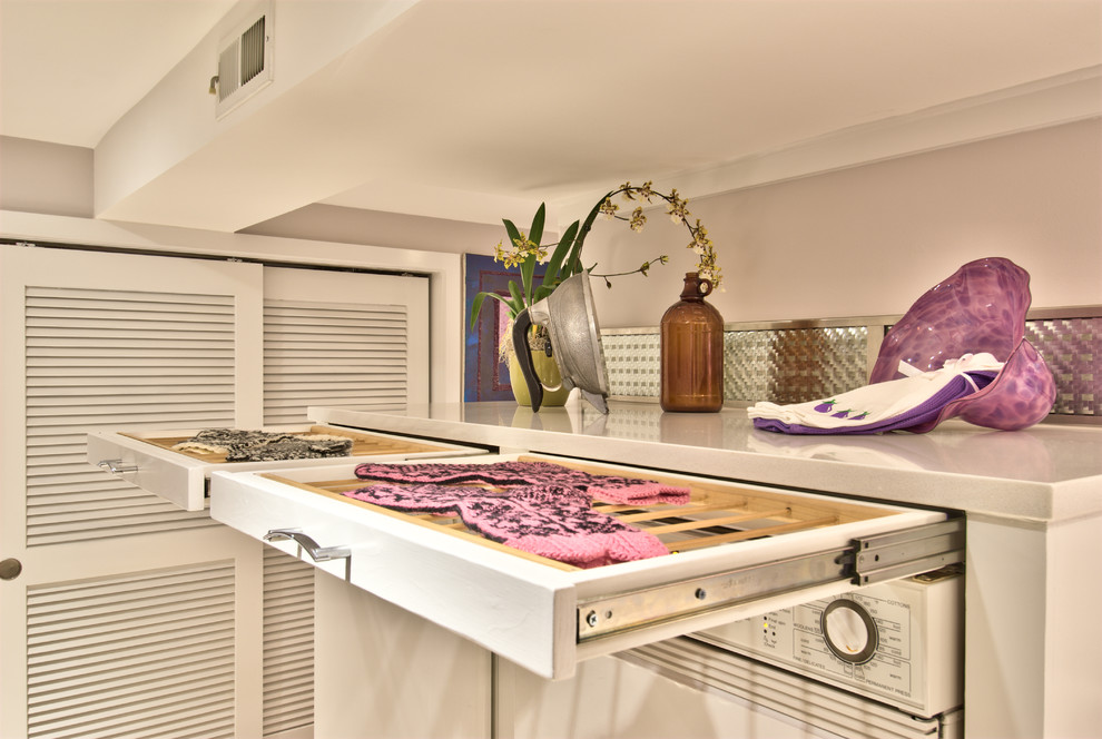 This is an example of a traditional laundry room in Seattle.
