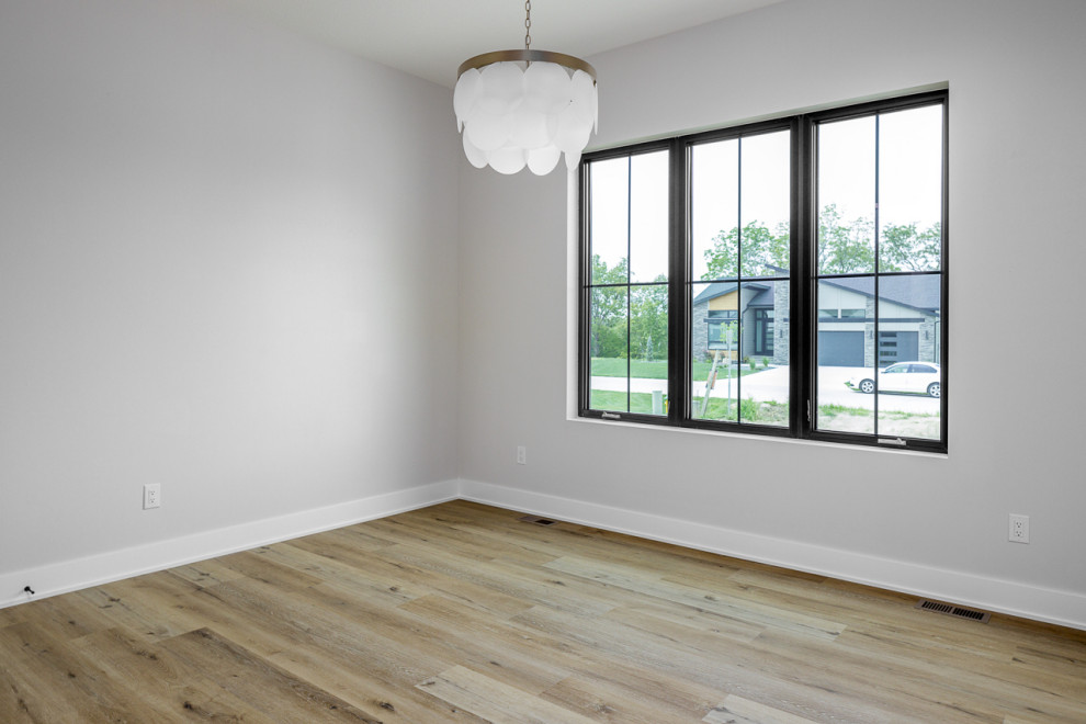 Home design - transitional home design idea