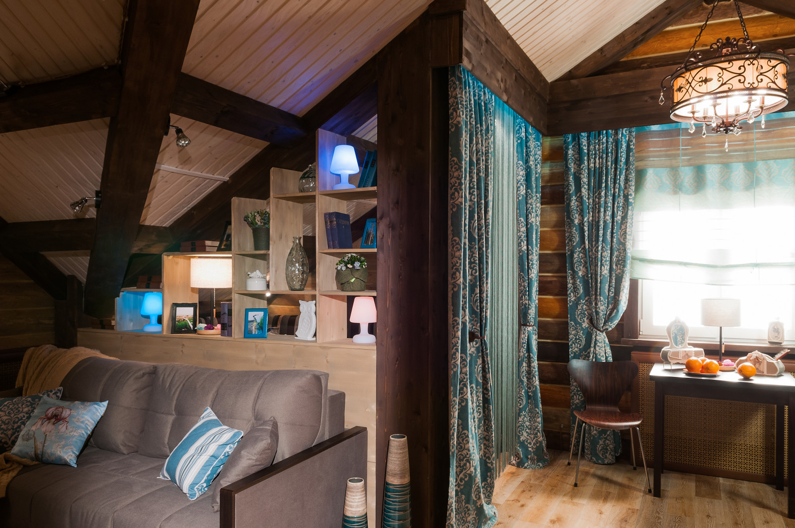 Яркие спальни