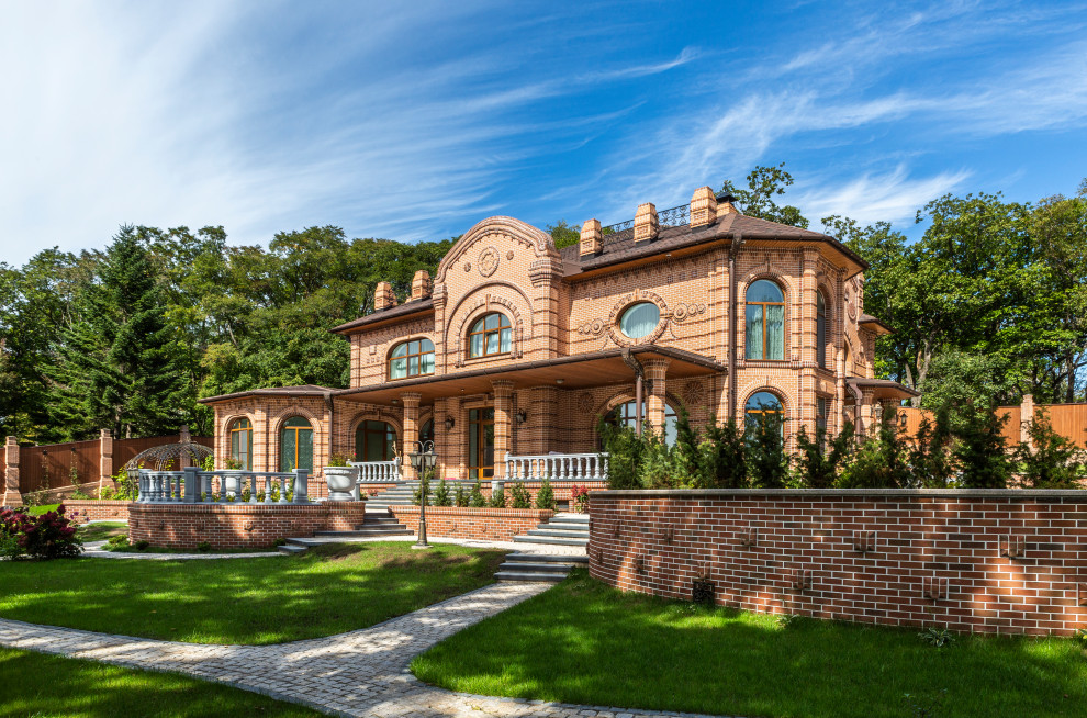 Загородный дом (усадьба) из кирпича