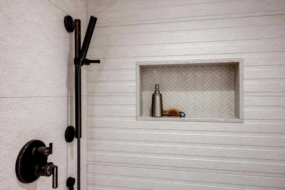 Transitional home design photo in Seattle