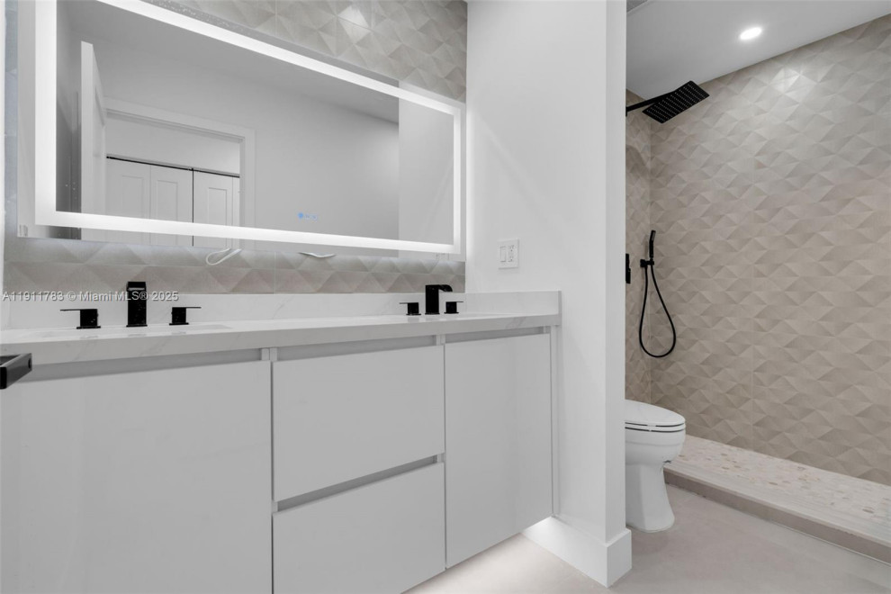 NEW CONSTRUCTION HISTORIC HOME