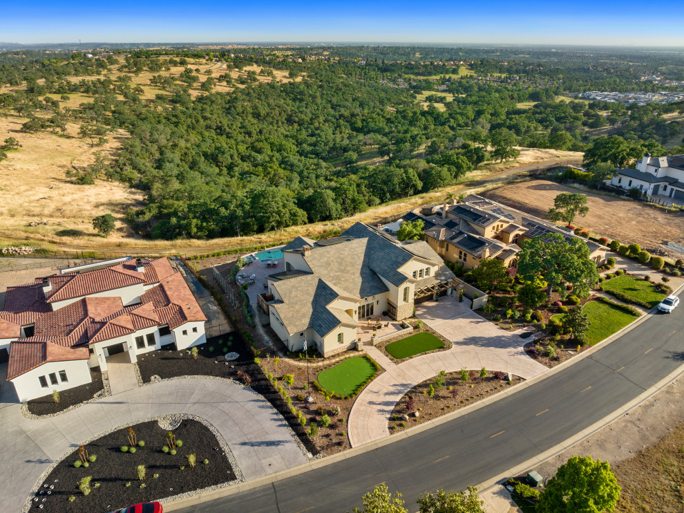 Custom Home in Lincoln, Ca