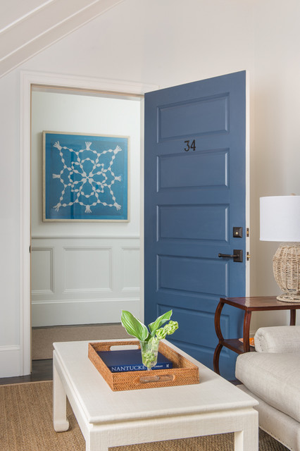 nantucket inn beach-style-entry