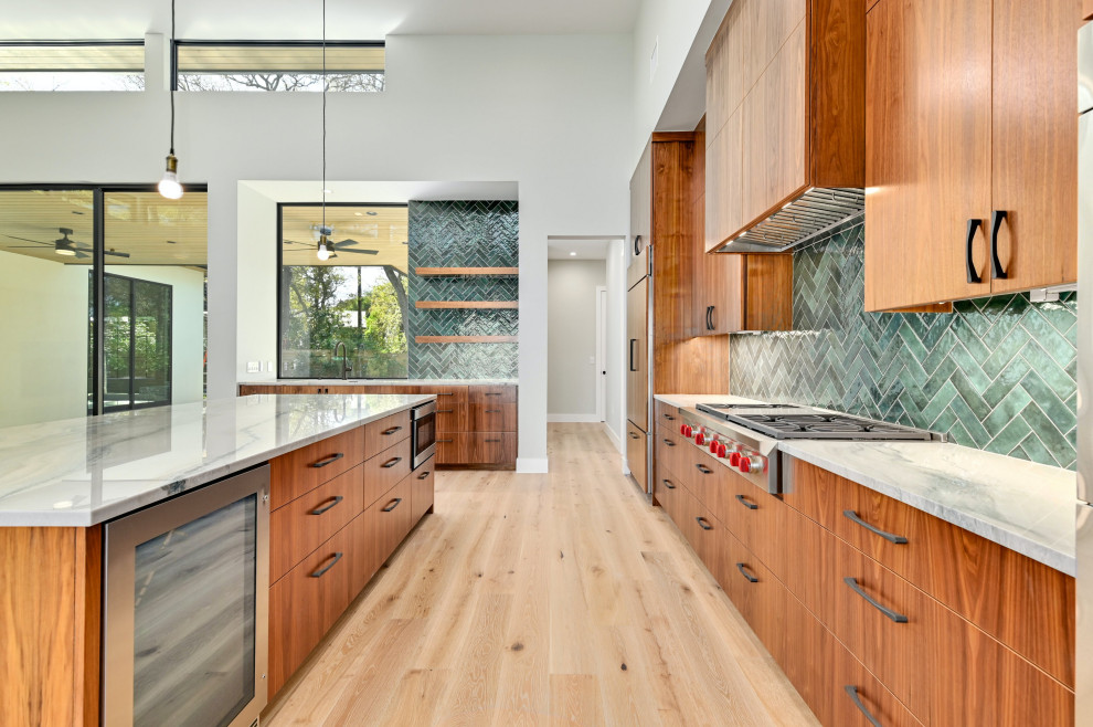 Kitchen - kitchen idea in Austin