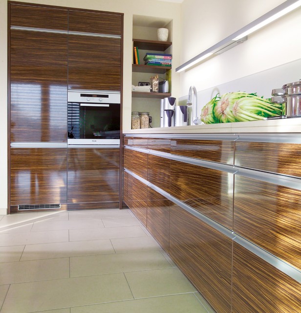 KR&Ouml;SNITZ I contemporary-kitchen