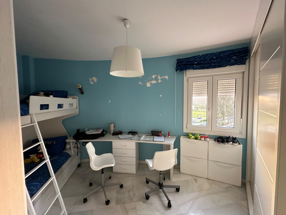 Dormitorio juvenil antes de la renovación