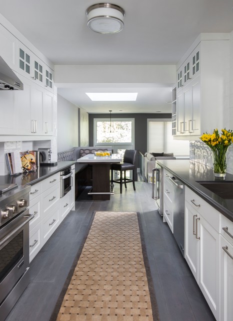 White Custom transitional kitchen transitional-kitchen