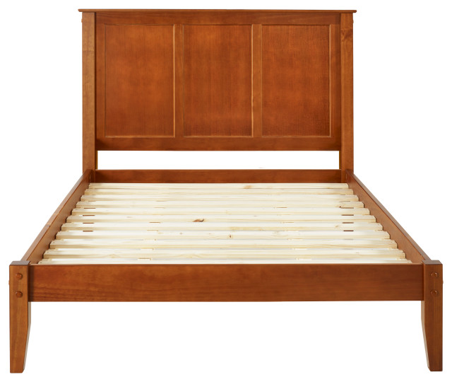 Shaker Style Panel Full Size Platform Bed, Cherry, Queen klassisch-modern-plattform-betten
