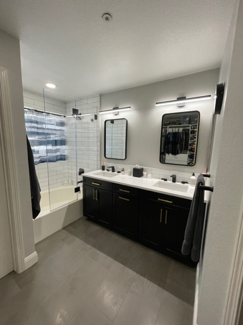 Modern Bathroom Remodel in Vallejo