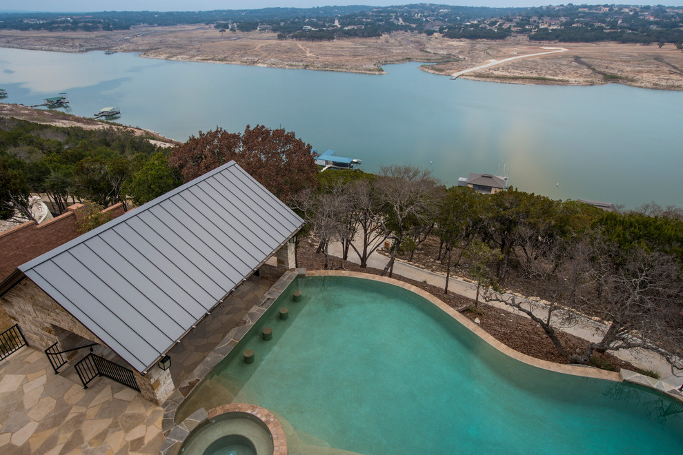 Example of a mountain style pool design in Austin